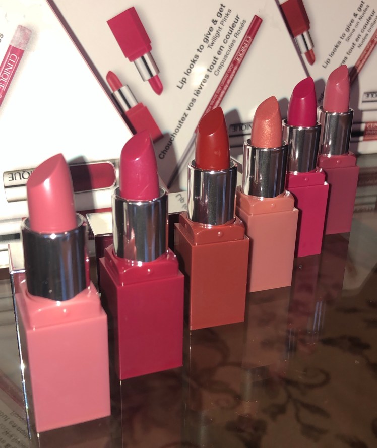 Clinique Lip Set//Christmas Makeup Edition// Swatches +&nbsp;Review